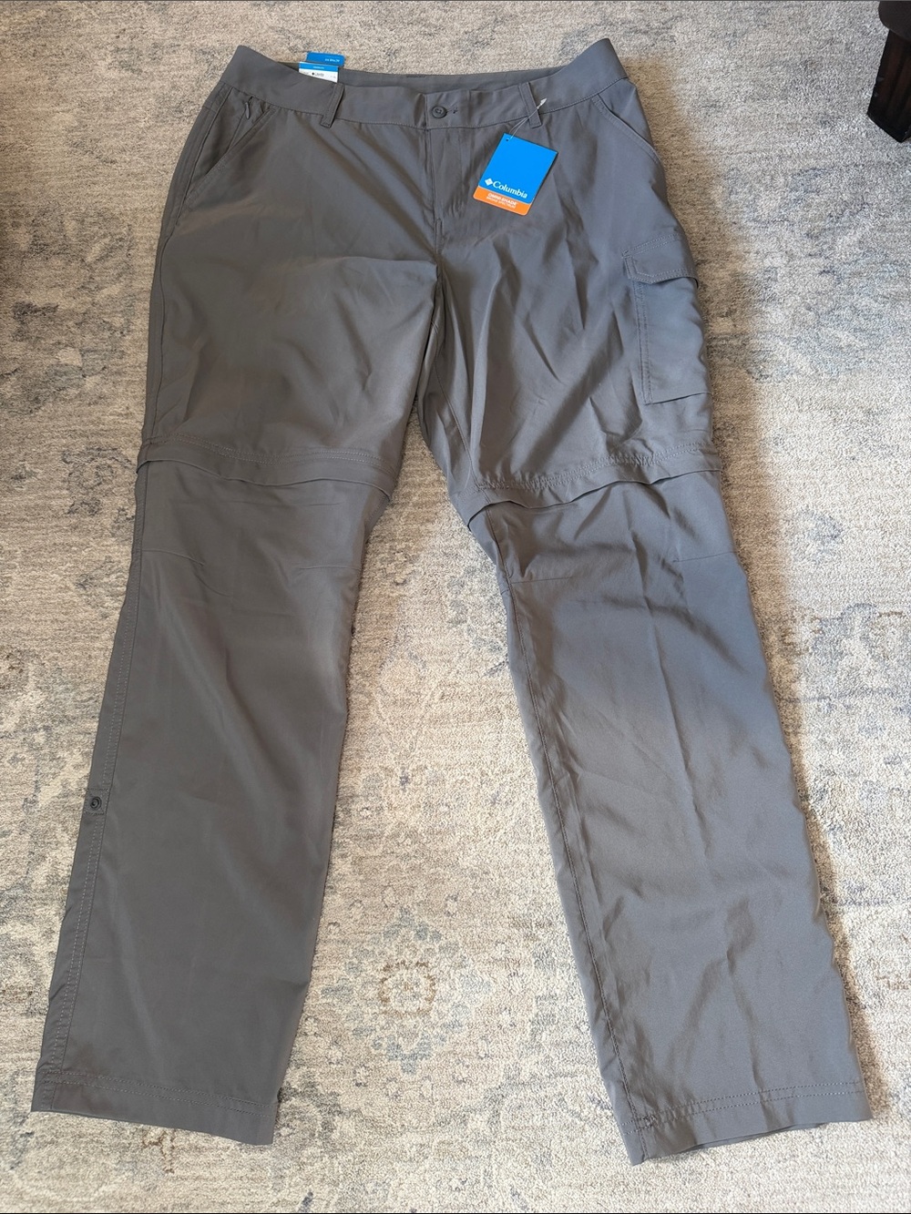 Women’s Columbia Omni Shade pants 
Size 14
Color: gray
NWT